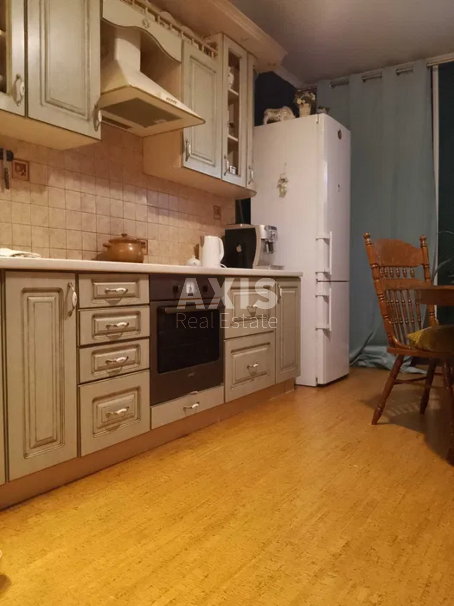 2k apartment vul. Saksagans'kogo 33/35