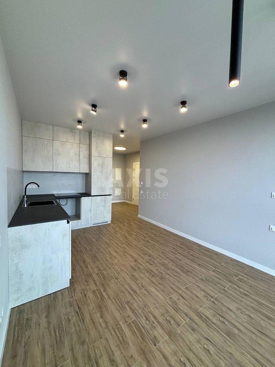 1k apartment nab. Dniprovs'ka 151
