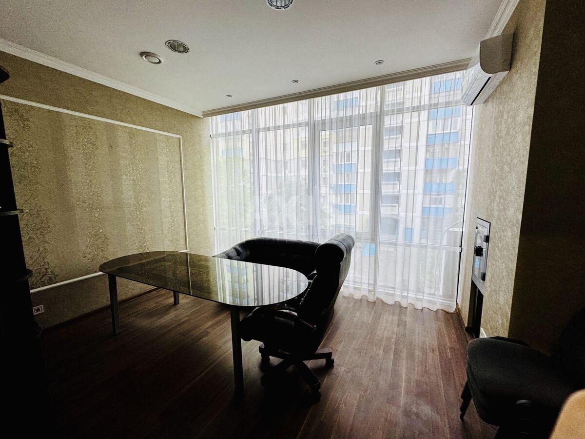 Офис пр-т Григоренко Петра 5А, 83м24