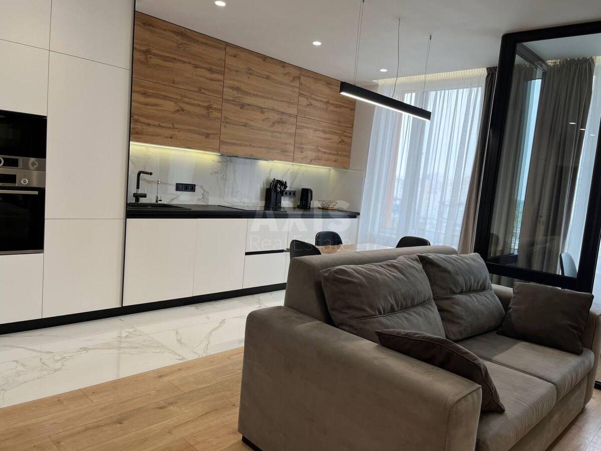 2k apartment nab. Dniprovs'ka 184