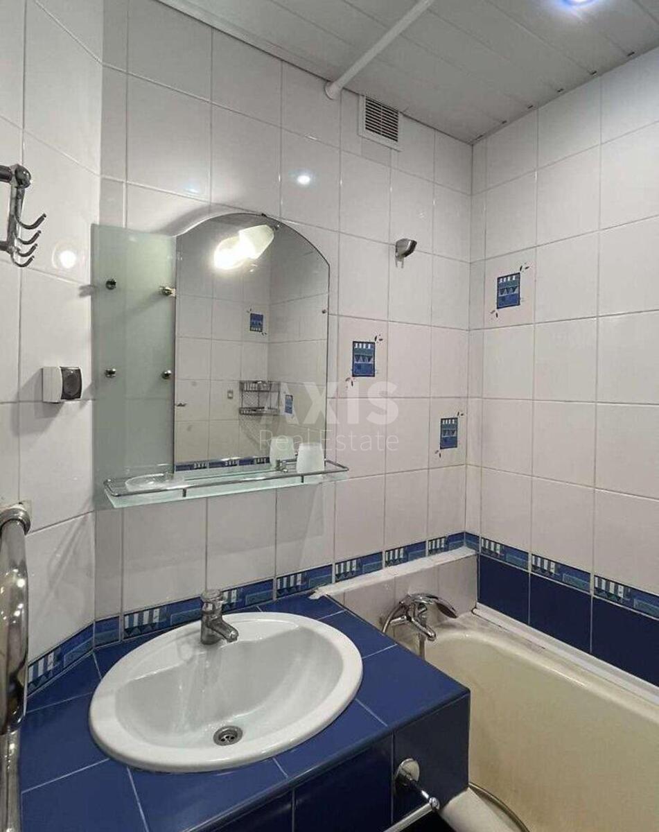 3k apartment vul. Grygorovycha-Bars'kogo 715