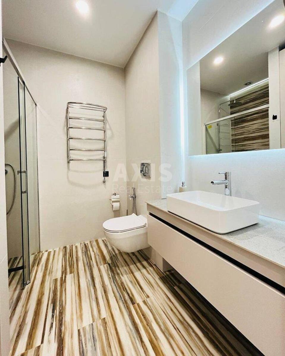 1k apartment vul. Dragomyrova Myhajla 14А7