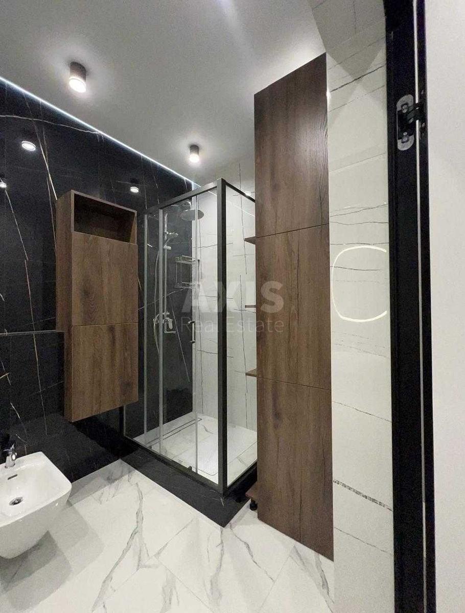 2k apartment vul. Dragomyrova Myhajla 14А5
