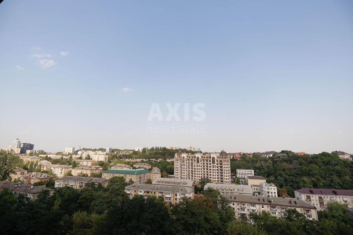 3k apartment vul. Dragomyrova Myhajla 1822