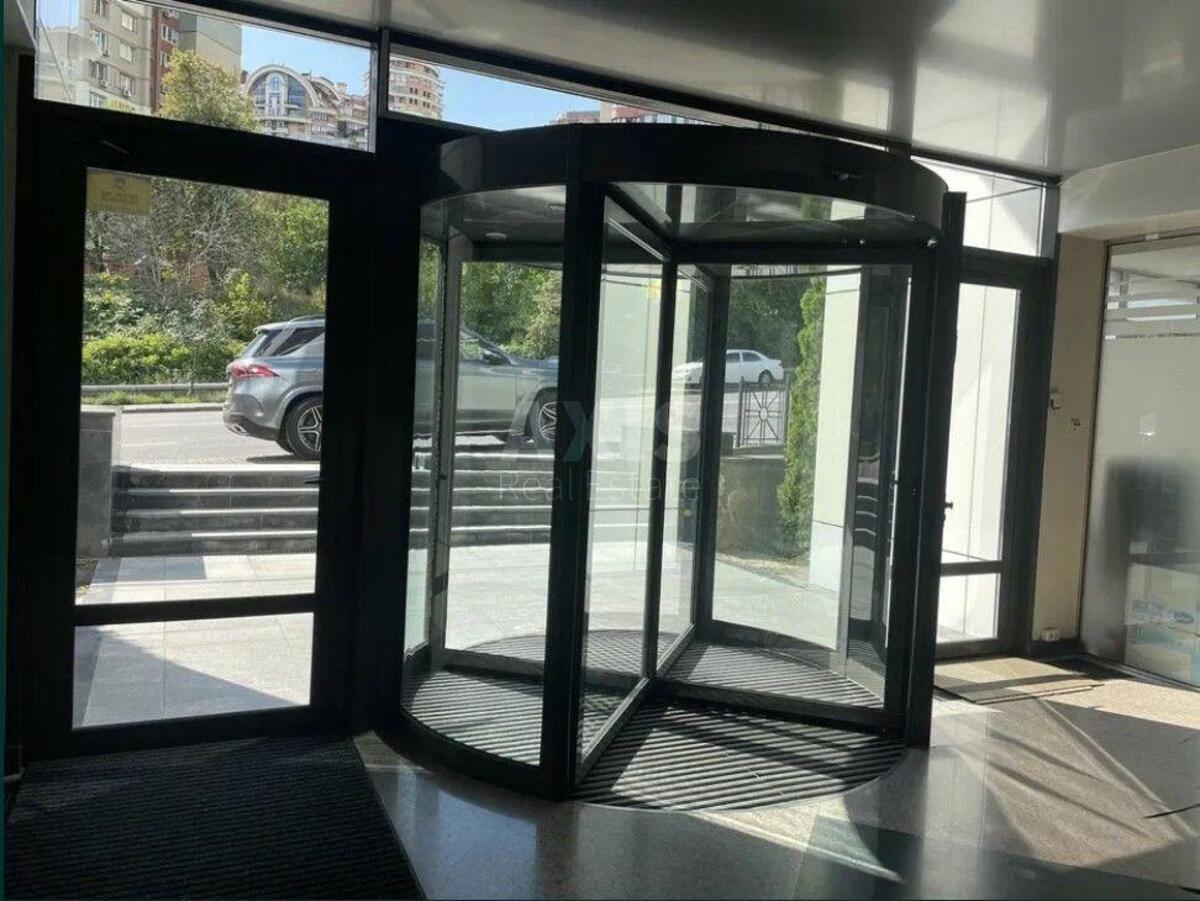 Office vul. Staronavodnyc'ka 29, 262m20