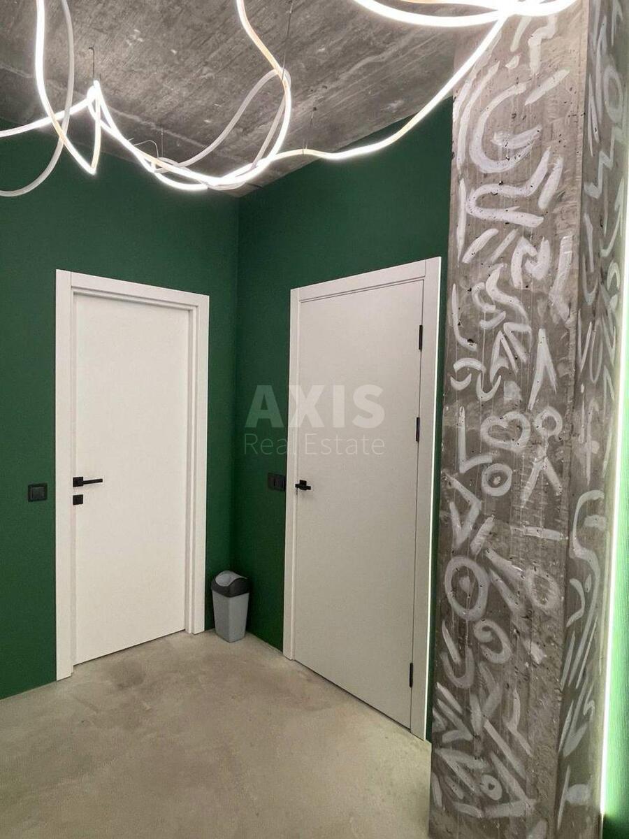 Office vul. Kikvidze 41Б, 105m25690411