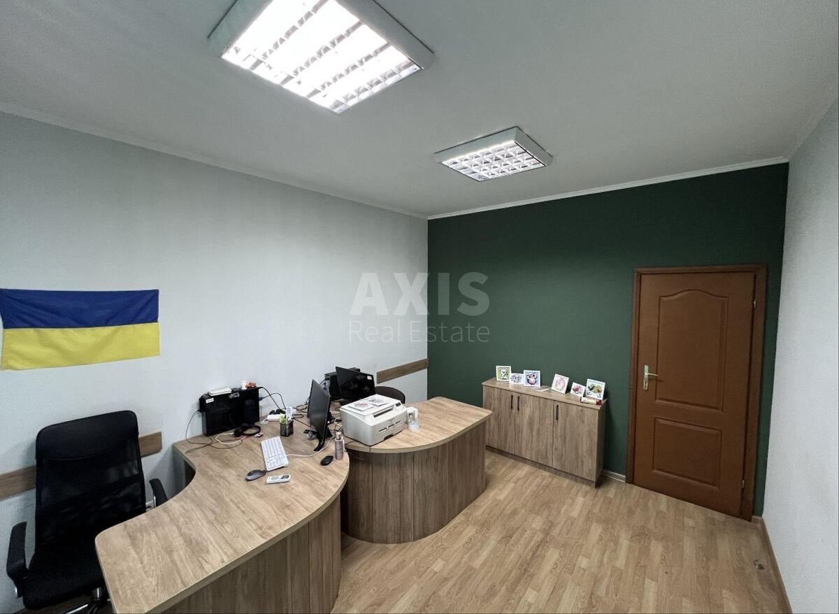 Office vul. Rustaveli Shota 44, 80m20