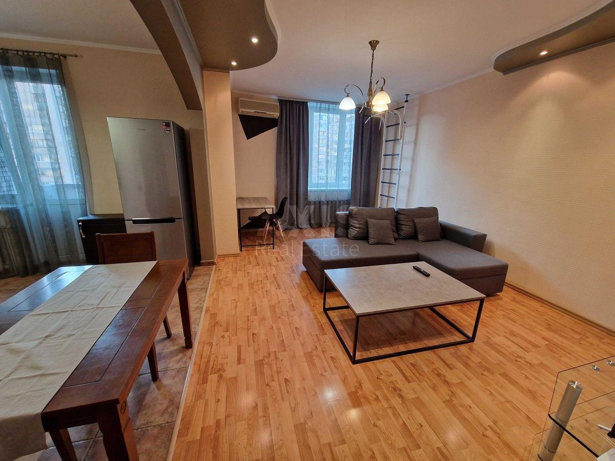 3к квартира ул. Кошица Александра 9Б8
