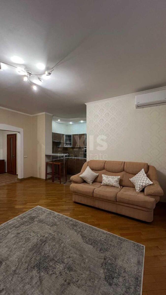 2к квартира ул. Саксаганского 121608321