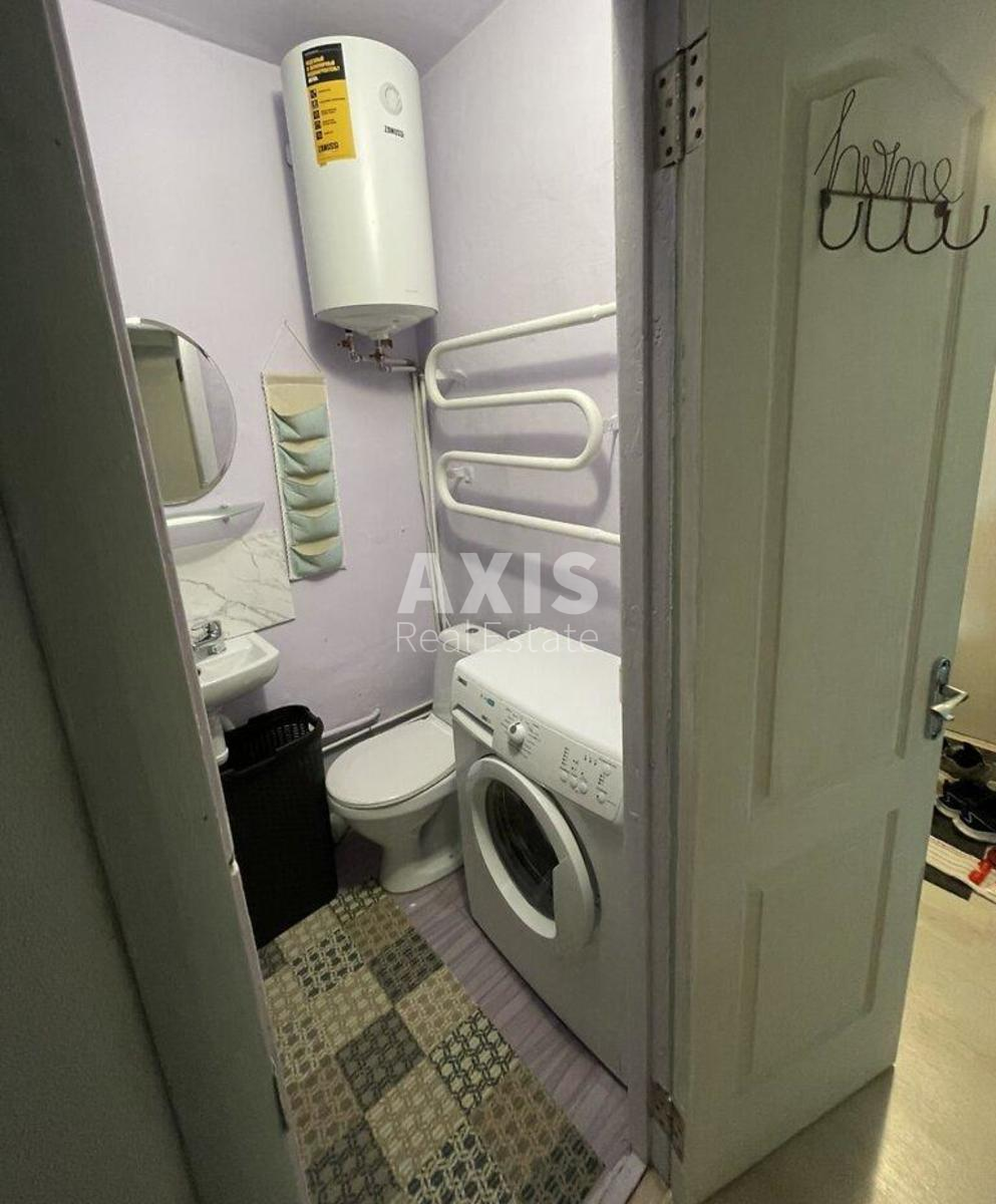 1k apartment vul. Bakyns'ka 37А3