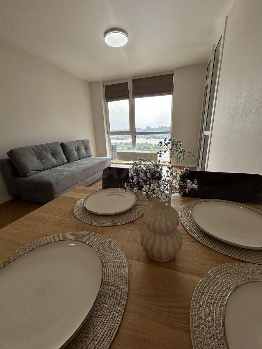 2k apartment nab. Dniprovs'ka 15567091