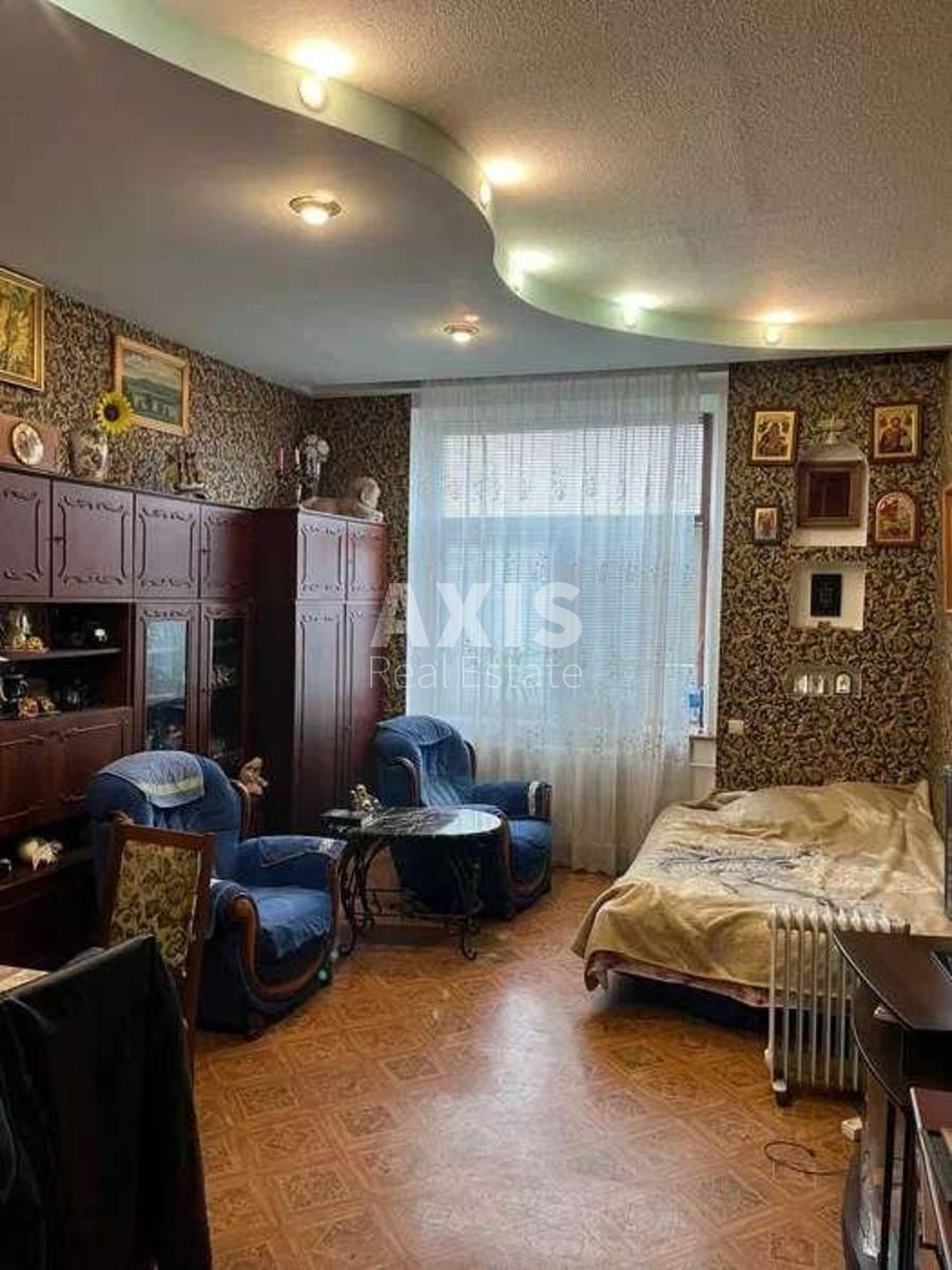 3k apartment vul. Parkovo-Syrec'ka 30/10