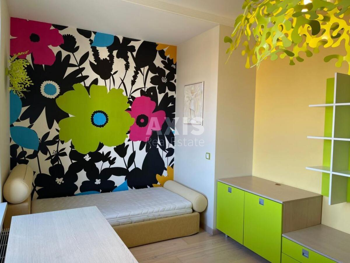 5k apartment vul. Kruglouniversytets'ka 3-518