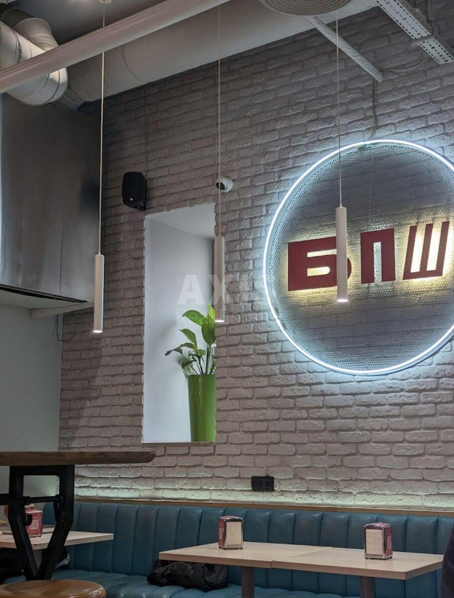 Trade object vul. Velyka Vasyl'kivs'ka 21, 164m26241012