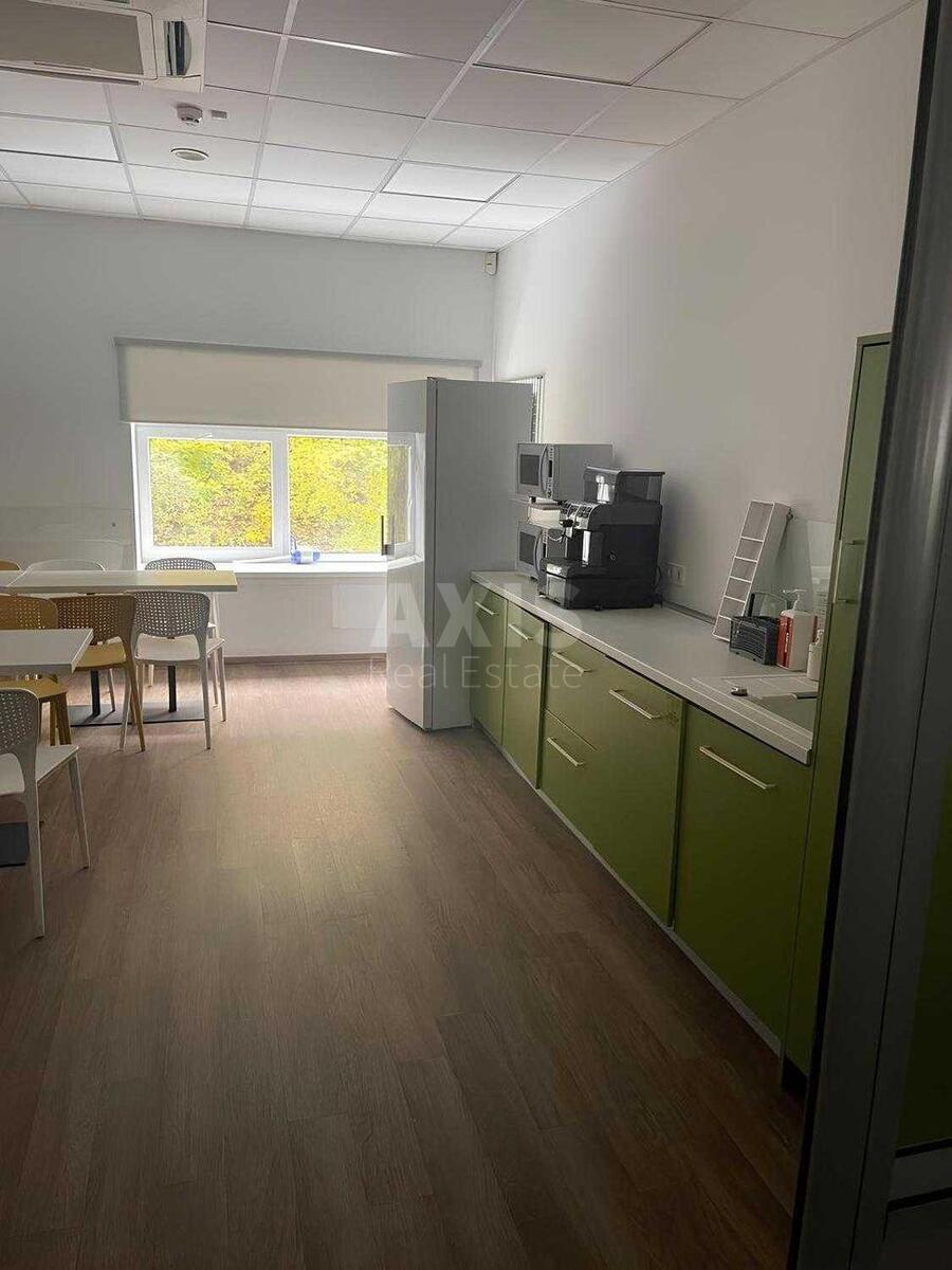 Office vul. Grinchenka Mykoly 2/1, 530m2572476