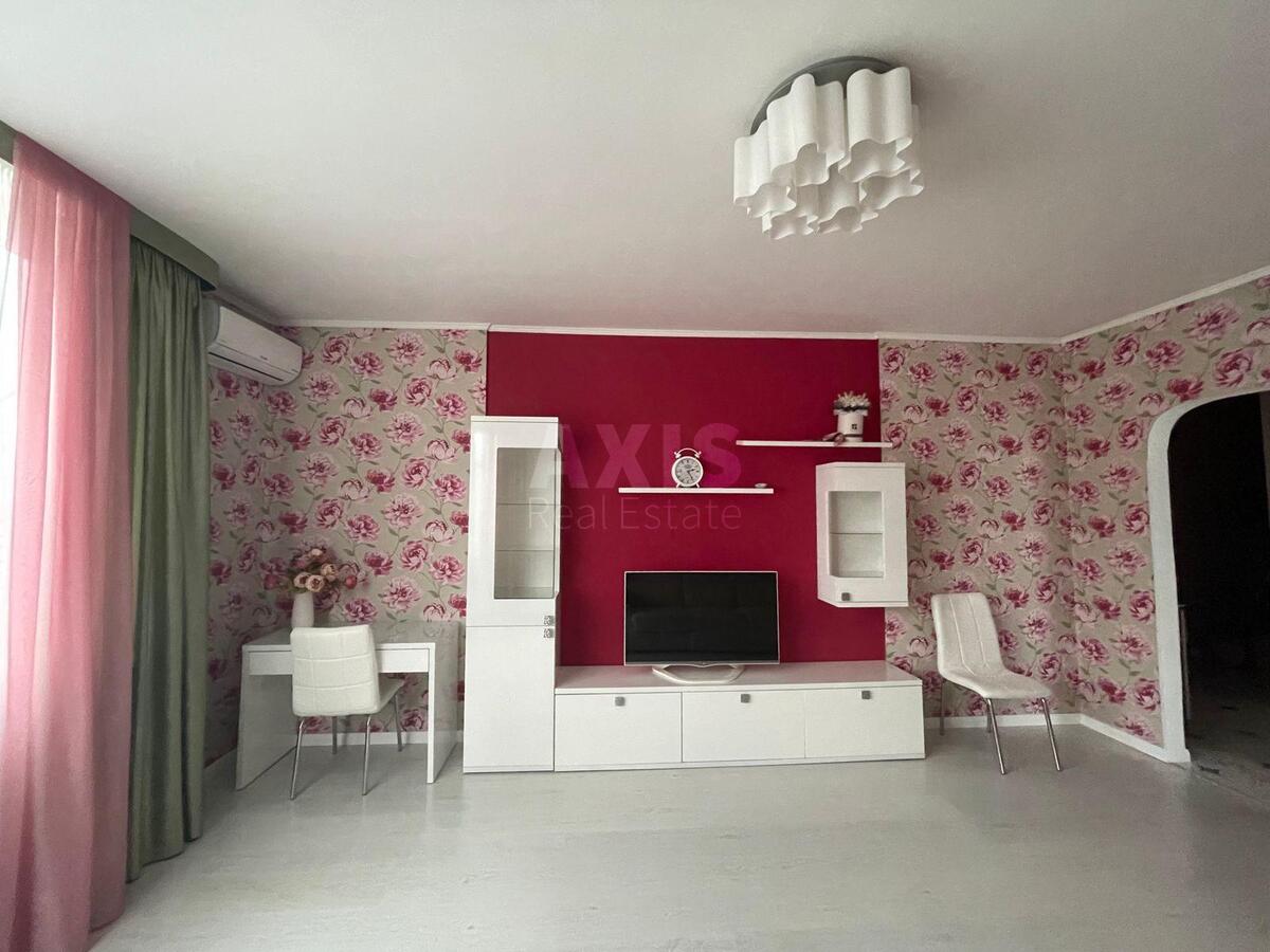 1к квартира ул. Ахматовой Анны 343