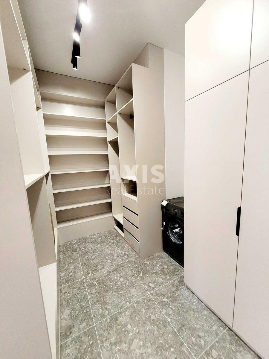 3k apartment vul. Dragomyrova Myhajla 4Б3
