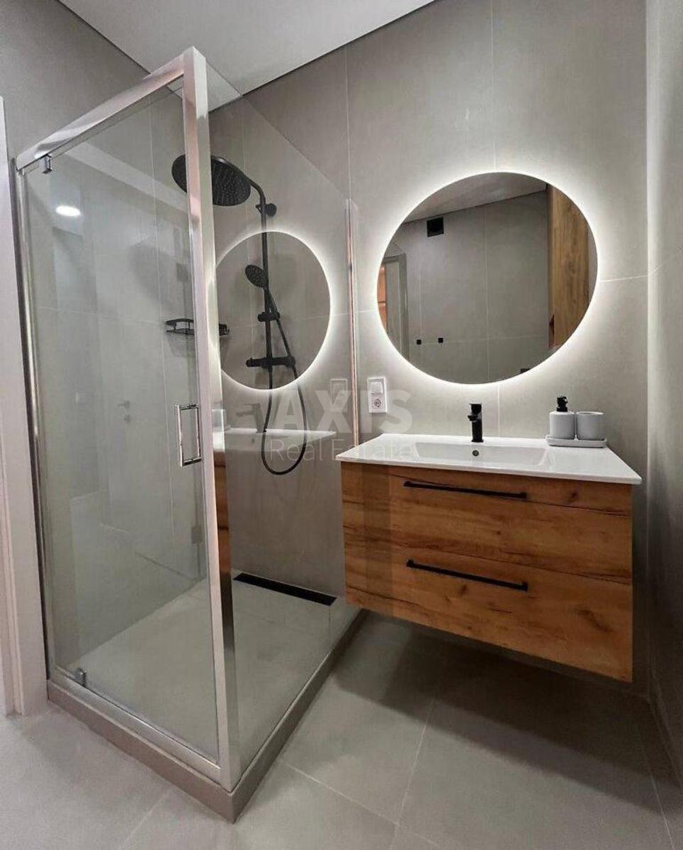 1k apartment nab. Dniprovs'ka 15421504