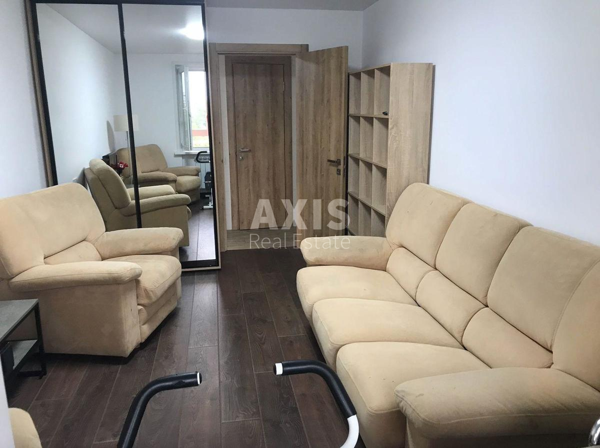 3k apartment vul. Kryvonosa Maksyma 72