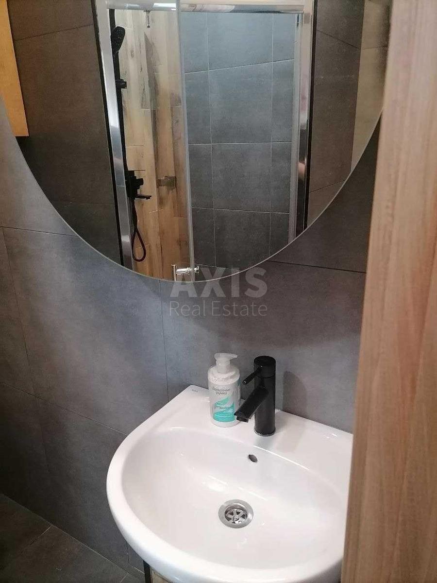 1k apartment vul. Vchytel's'ka 166