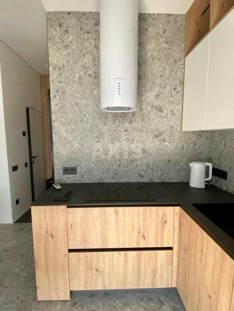 2k apartment vul. Hohlovyh Sim'i' 82