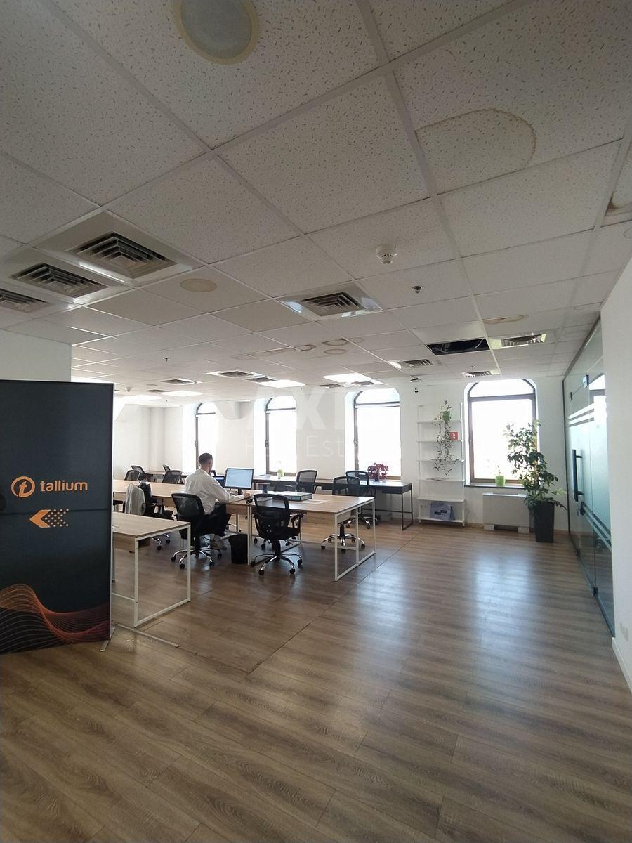 Office vul. Hmel'nyc'kogo Bogdana 19/21, 435m2584323