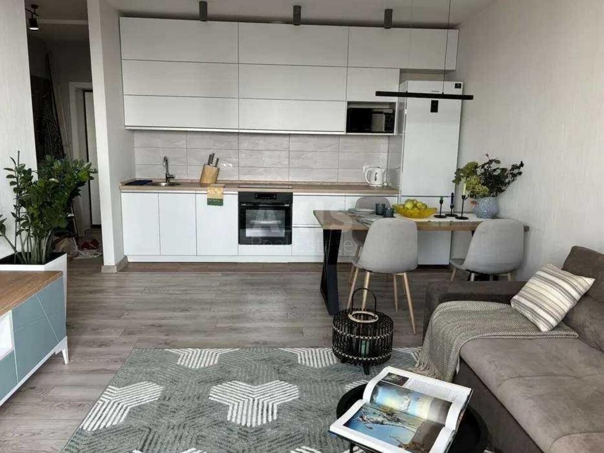 1к квартира ул. Соломенская 15А