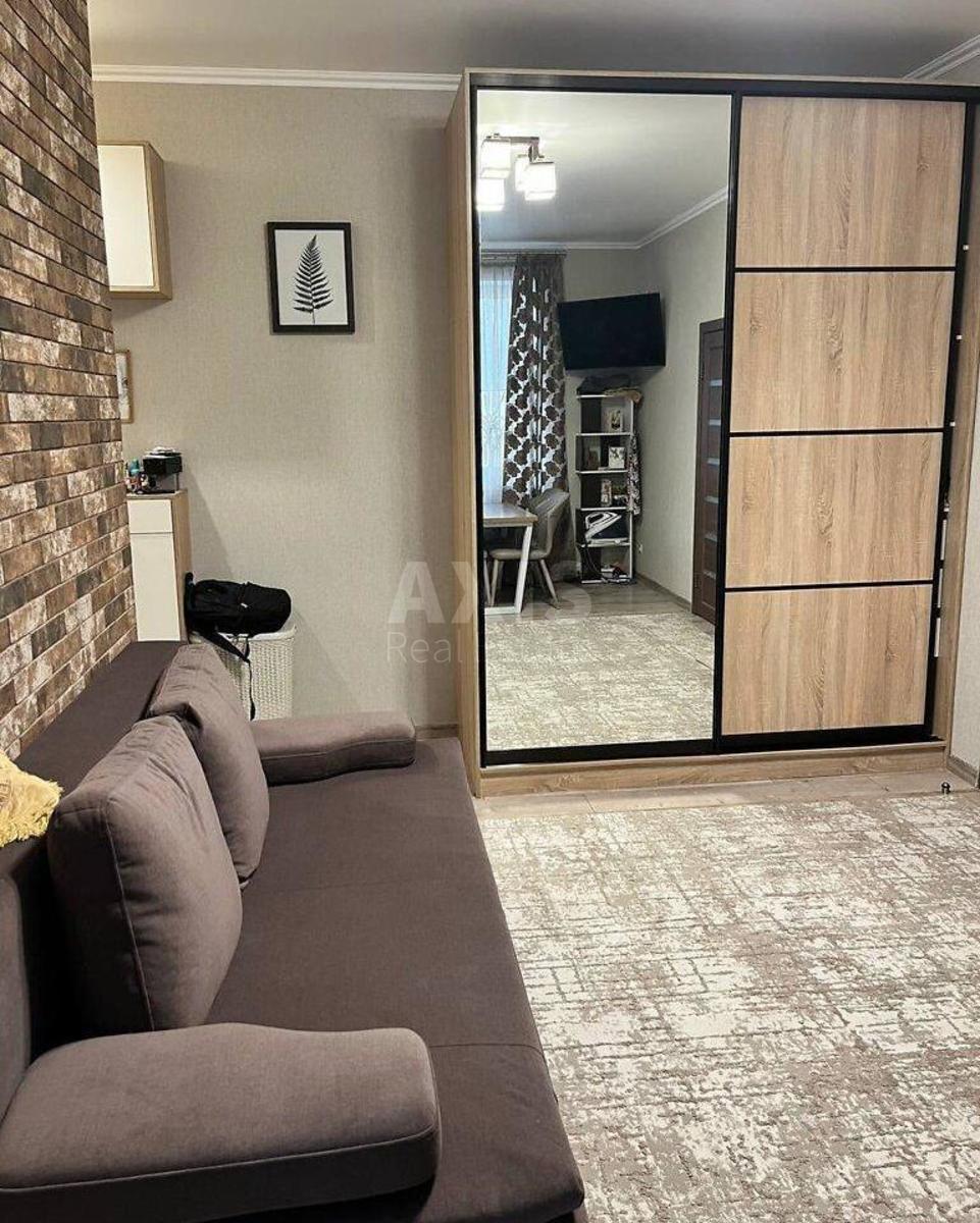 2k apartment vul. Zlatoustivs'ka 322