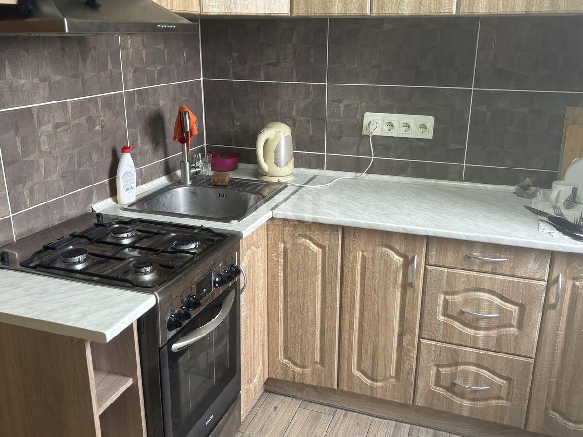 3k apartment vul. Putyvl's'ka 40630631