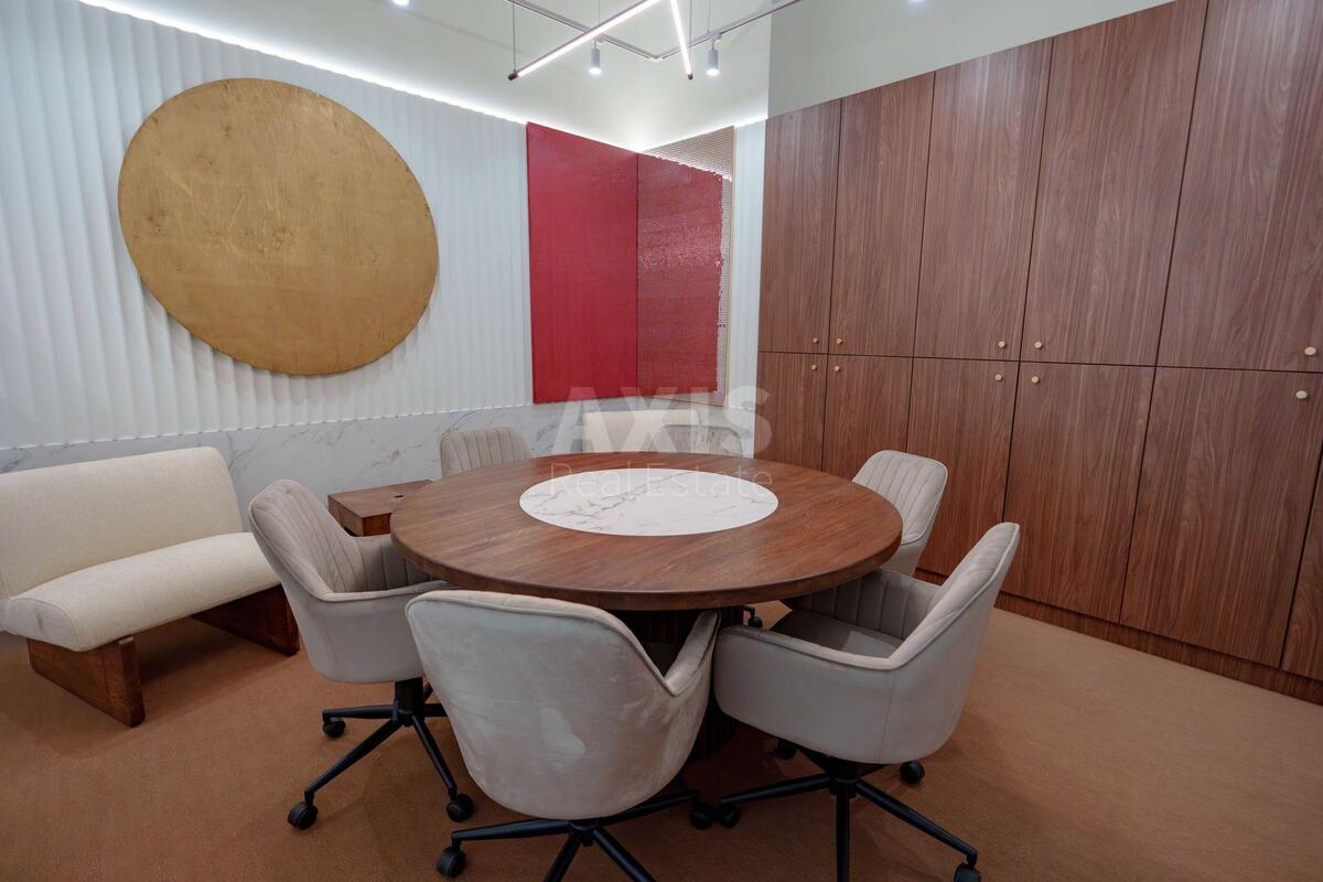 Office pr-t Berestejskij 42, 220m26311619