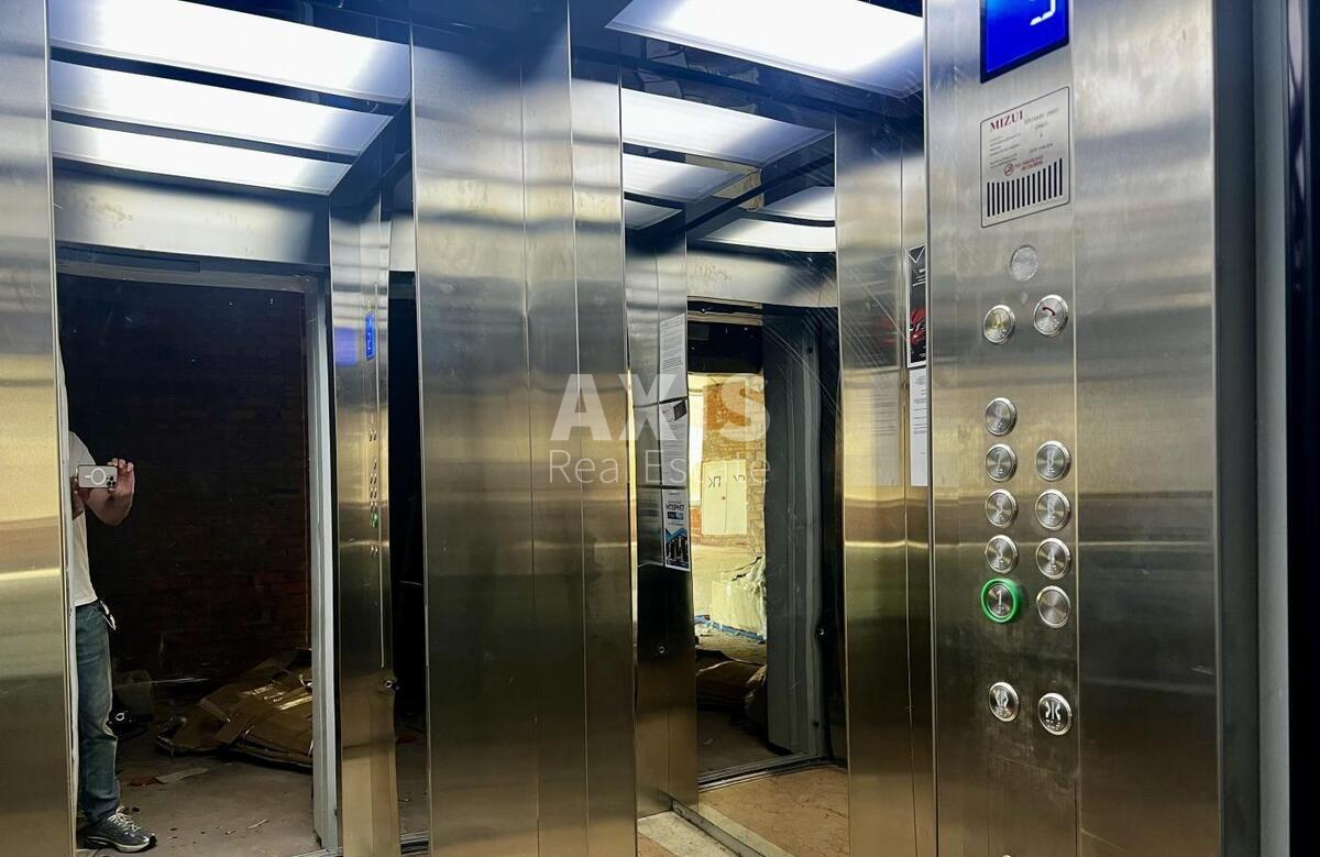 Service object pr-t Berestejskij 67, 290m2603936