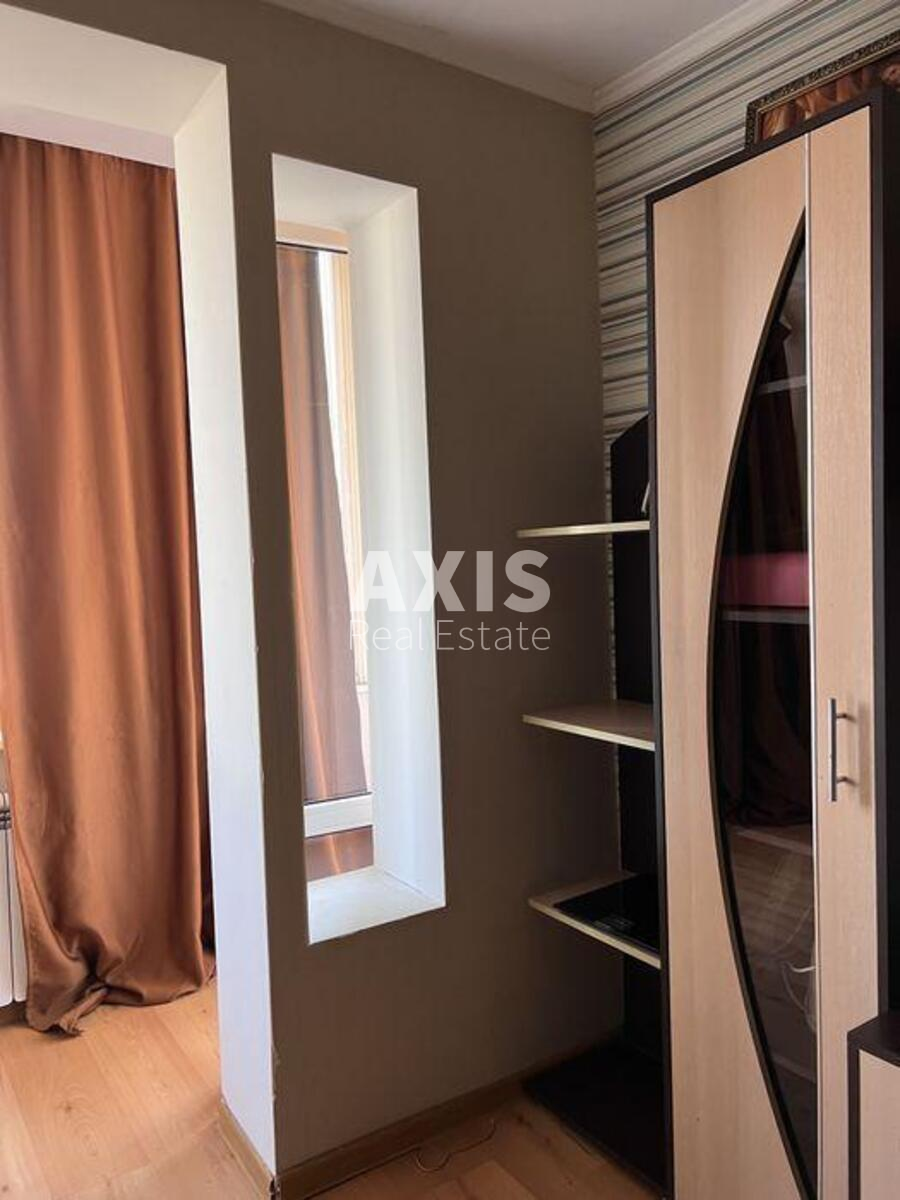 1k apartment vul. Bratyslavs'ka 420