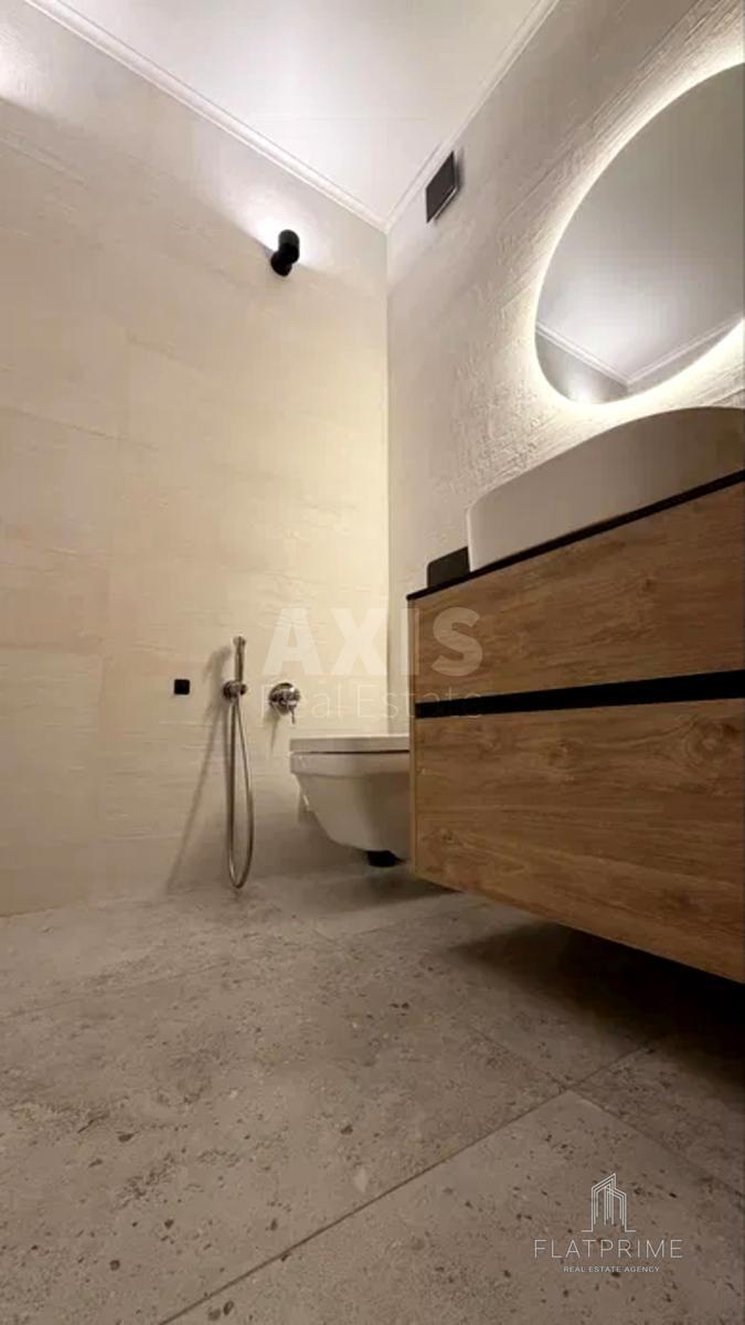 3k apartment pr-t Komarova Kosmonavta 466398617