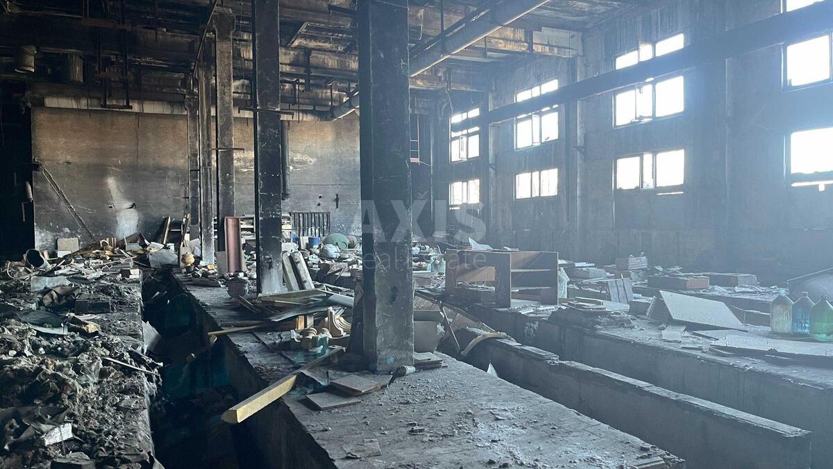 Service object vul. Zroshuval'na 5, 1500m21