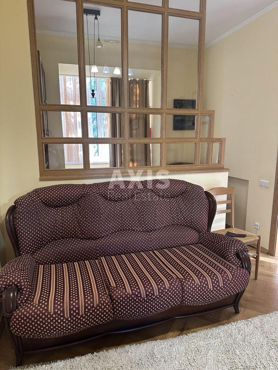 2k apartment vul. Kruglouniversytets'ka 13587451