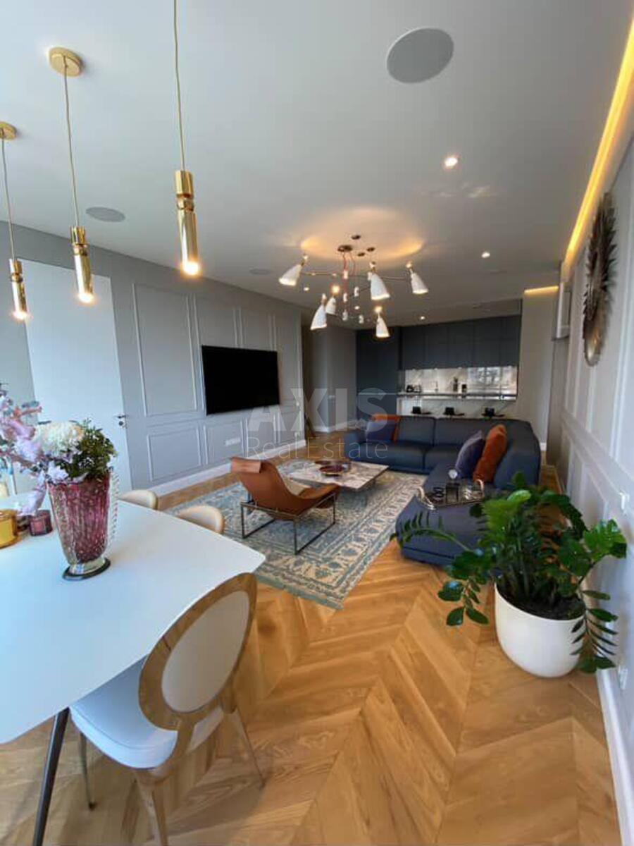 4k apartment vul. Jevgena Konoval'cja 26А