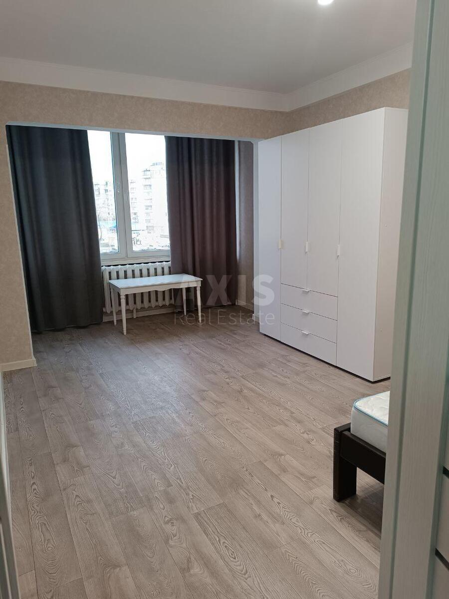1к квартира пр-т Оболонский 432