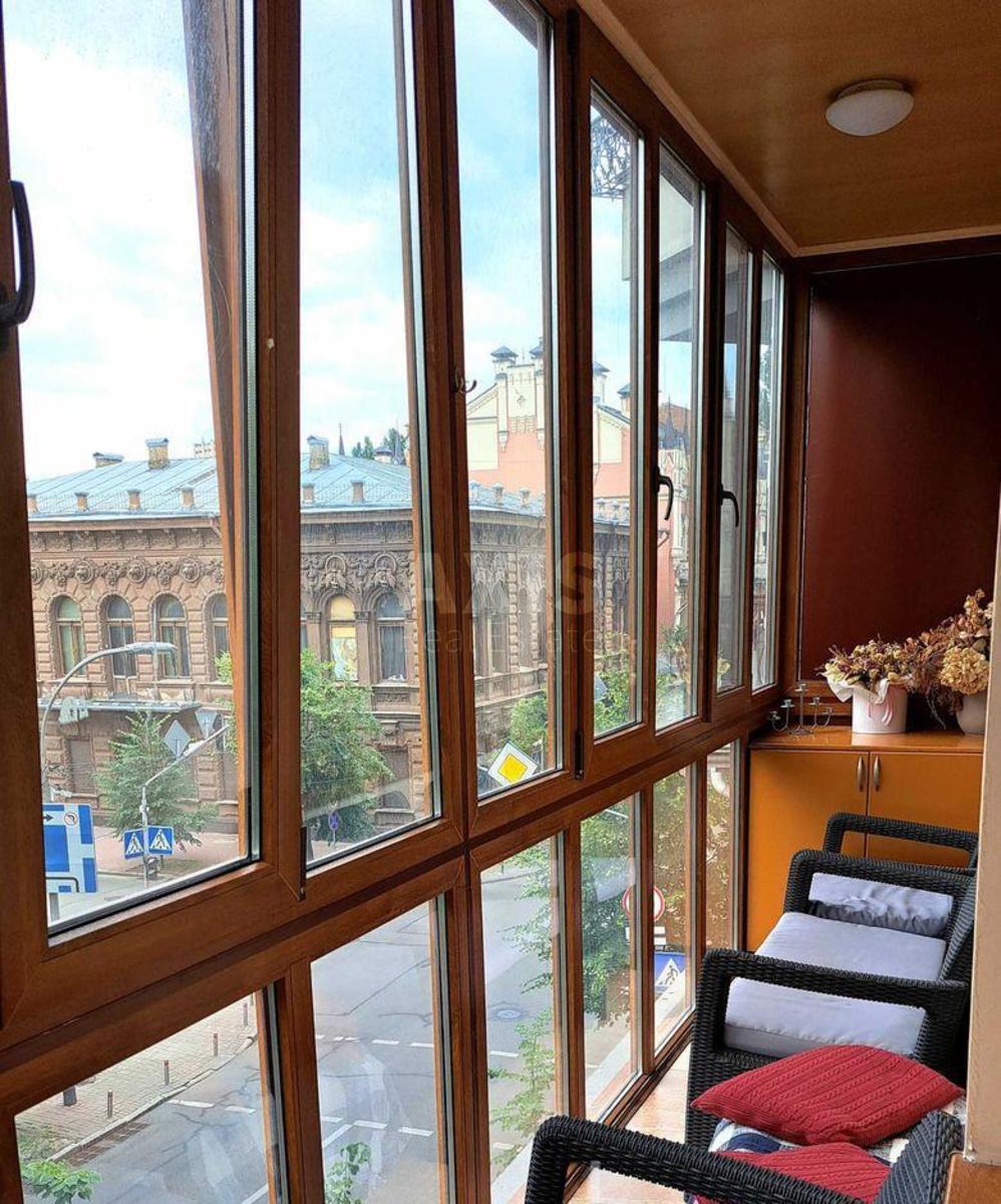 2k apartment vul. Shovkovychna 207