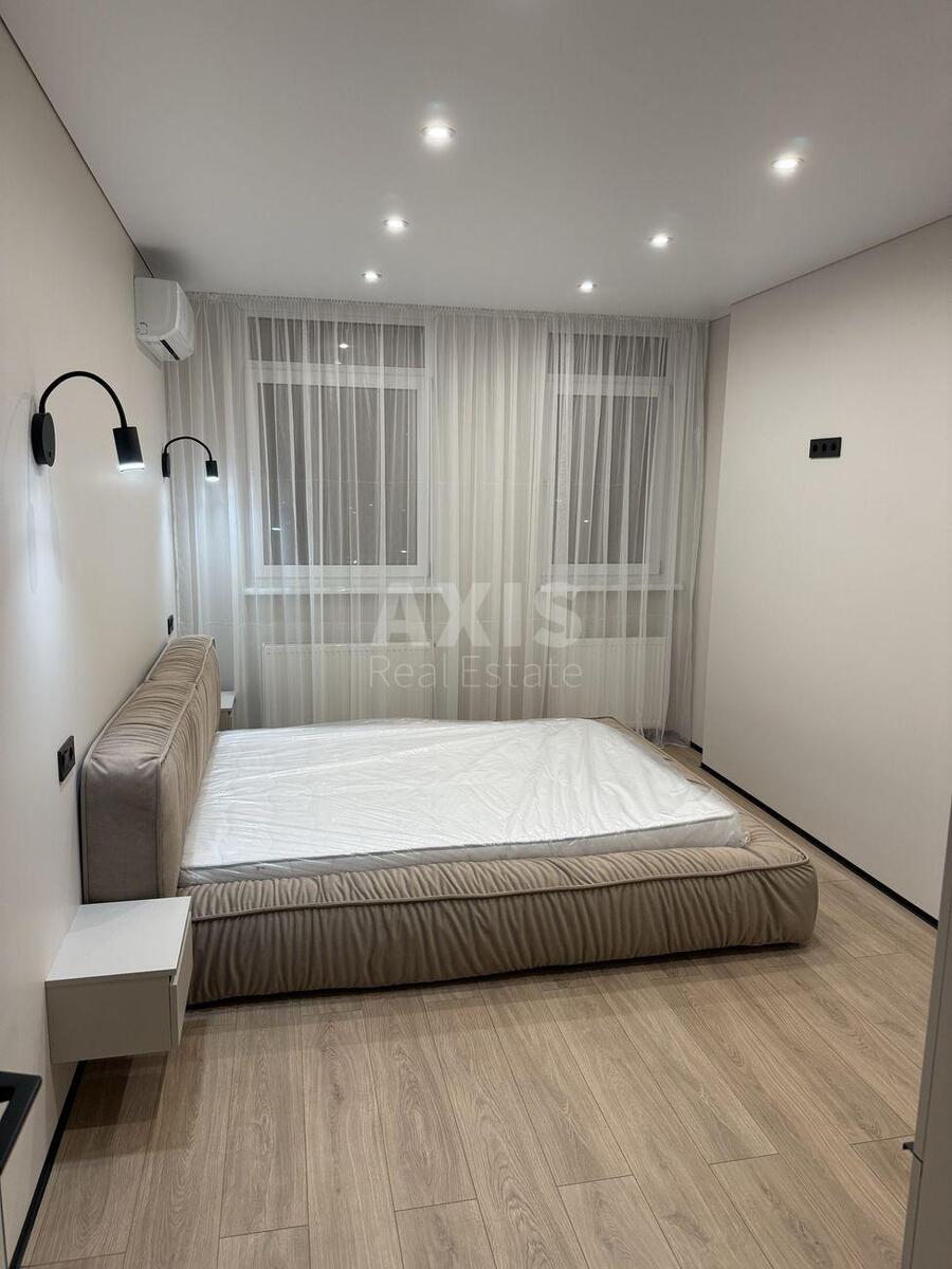 1k apartment pr-t Berestejskij 11Б614238