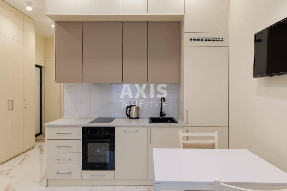 1k apartment vul. Dragomyrova Myhajla 14А2