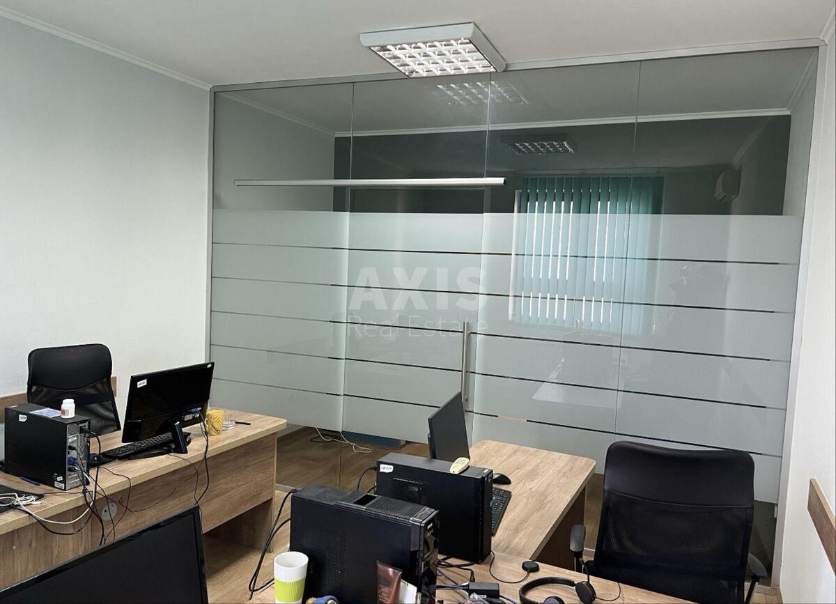 Office vul. Rustaveli Shota 44, 80m21