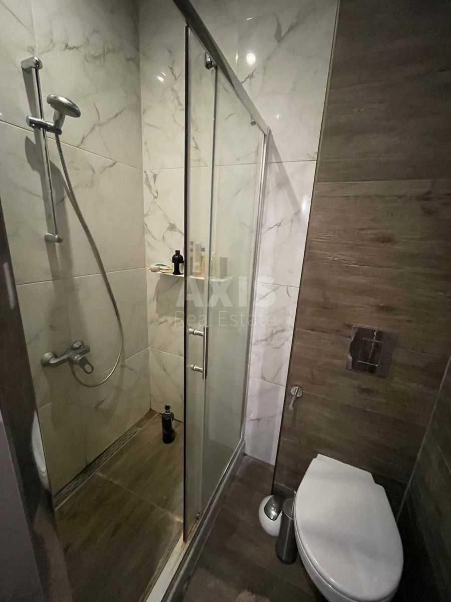 2k apartment vul. Myhajla Maksymovycha 245