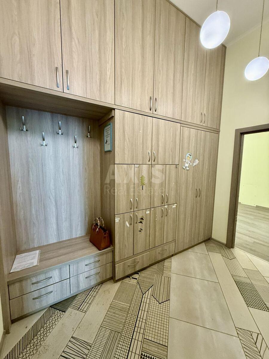 Office vul. Gonchara Olesja 28Б, 87m21