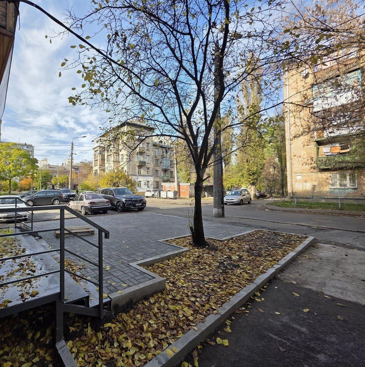 Объект торговли ул. Мукачевская 4/7, 29м2625011