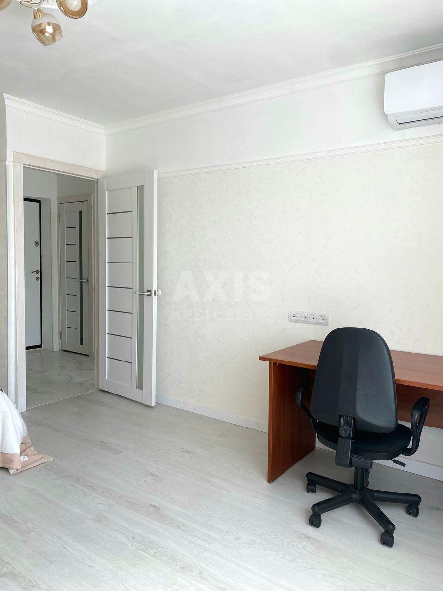 1к квартира ул. Декабристов 5Б8