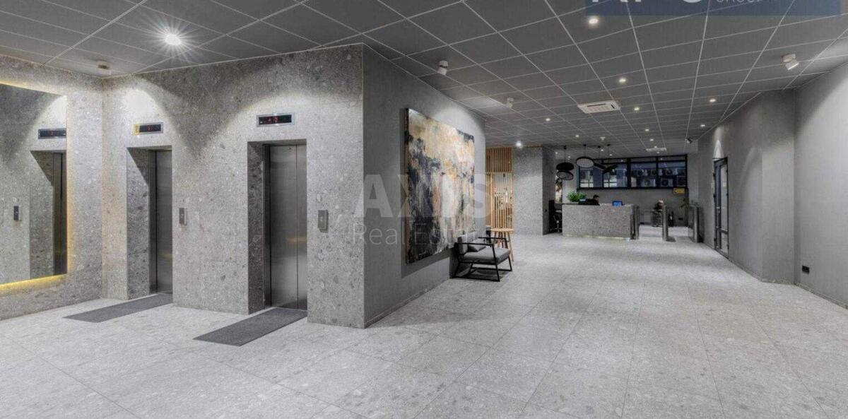 Office vul. Jevgena Konoval'cja 36Д, 140m2581083