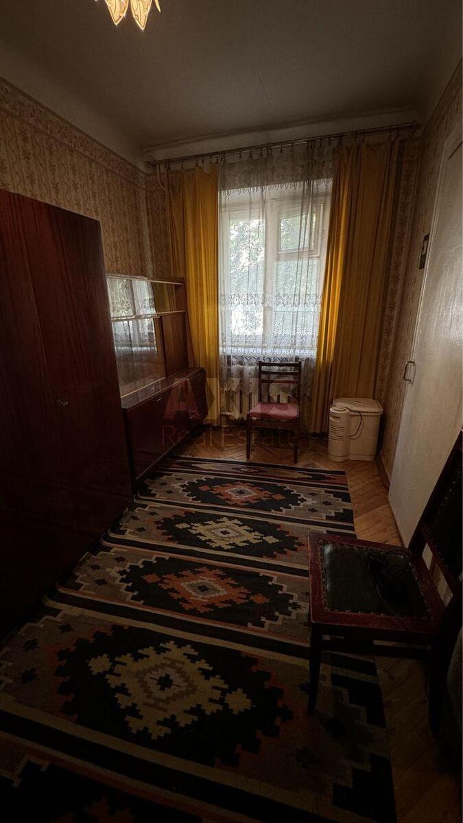 3k apartment vul. Marychans'ka 104