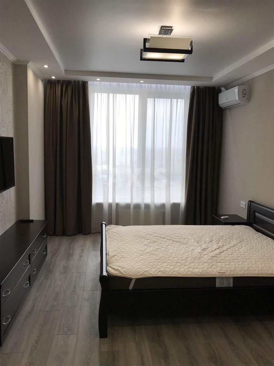 1k apartment vul. Myhajla Maksymovycha 242