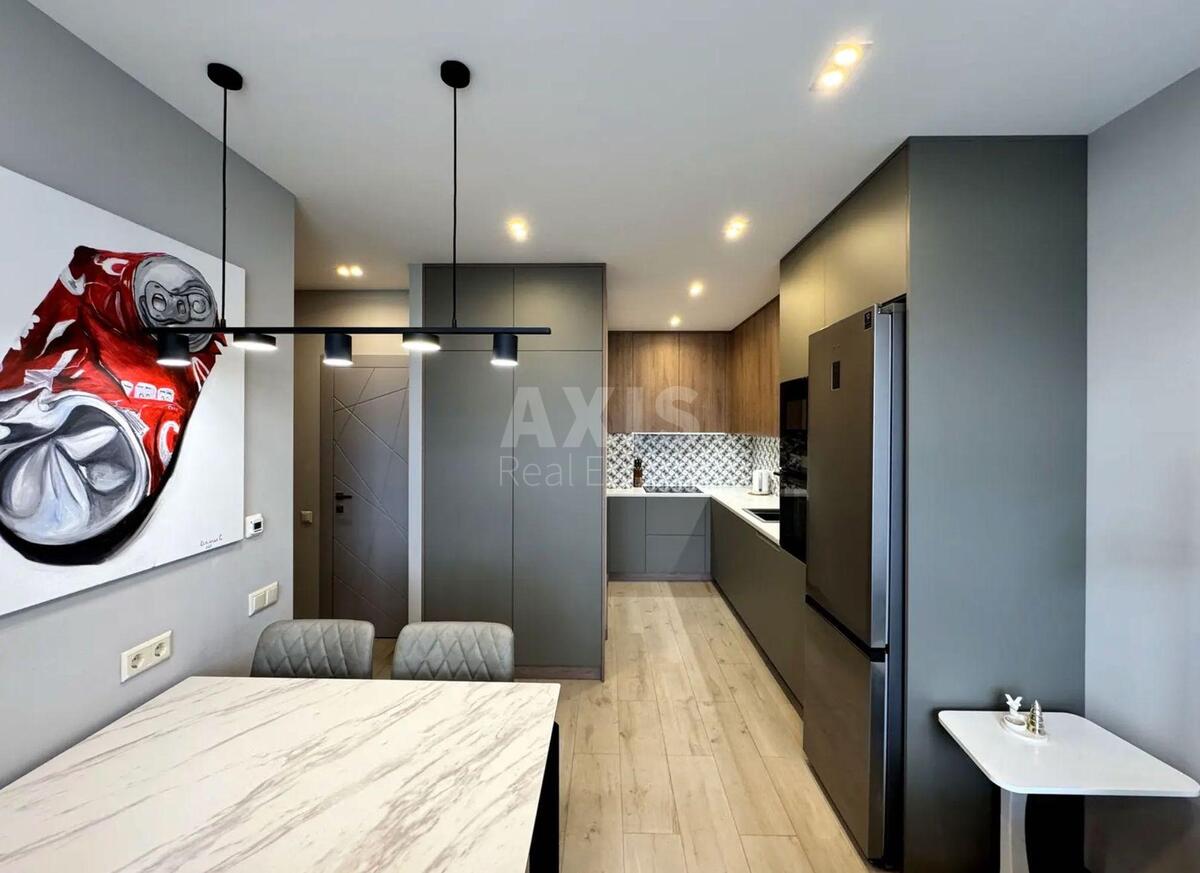 1k apartment vul. Rodyny Kistjakivs'kyh 10