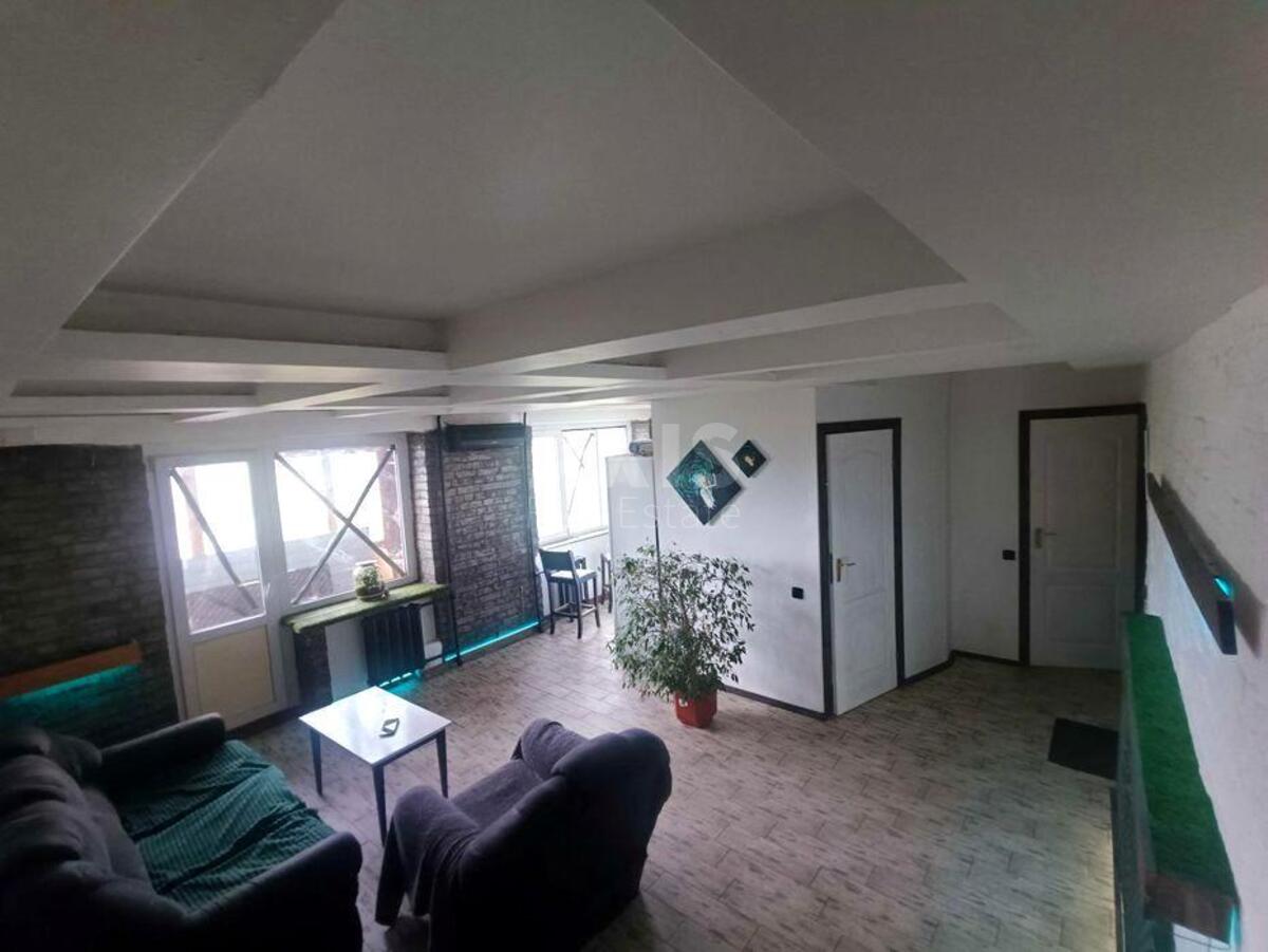 2k apartment vul. Entuziastiv 17593890